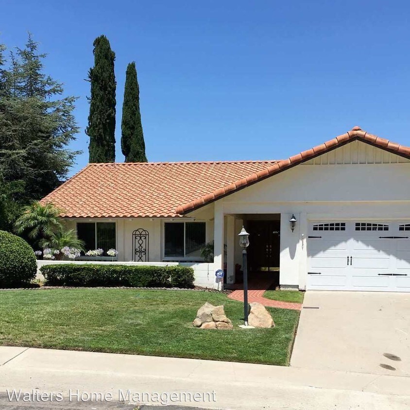 Building Photo - 17394 Campillo Dr