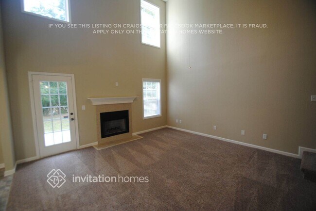 Building Photo - 6685 White Walnut Way