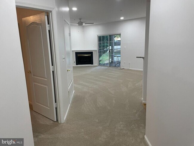 Foto del edificio - 7704 Haynes Point Way