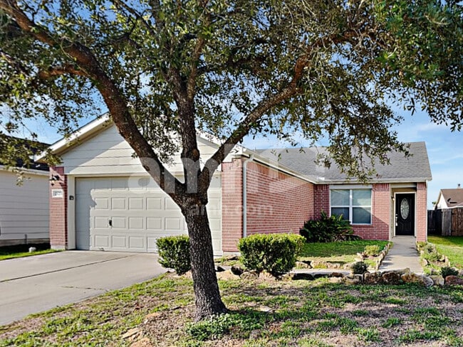 Building Photo - 29231 Legends Green Dr