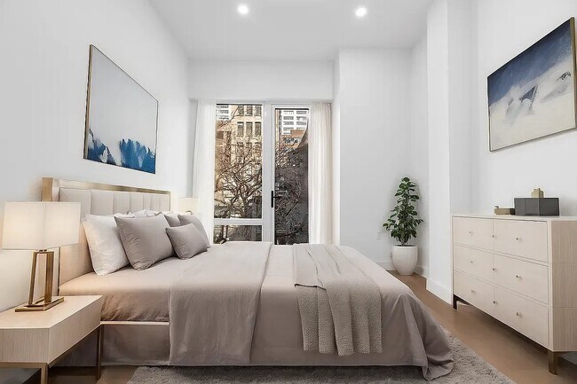 Foto del edificio - 18 E 13th St
