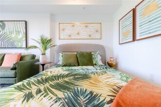 Building Photo - 1005 Spring Garden Rd