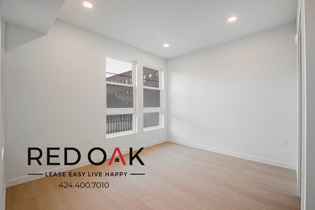 Foto del edificio - 856 S Gramercy Dr