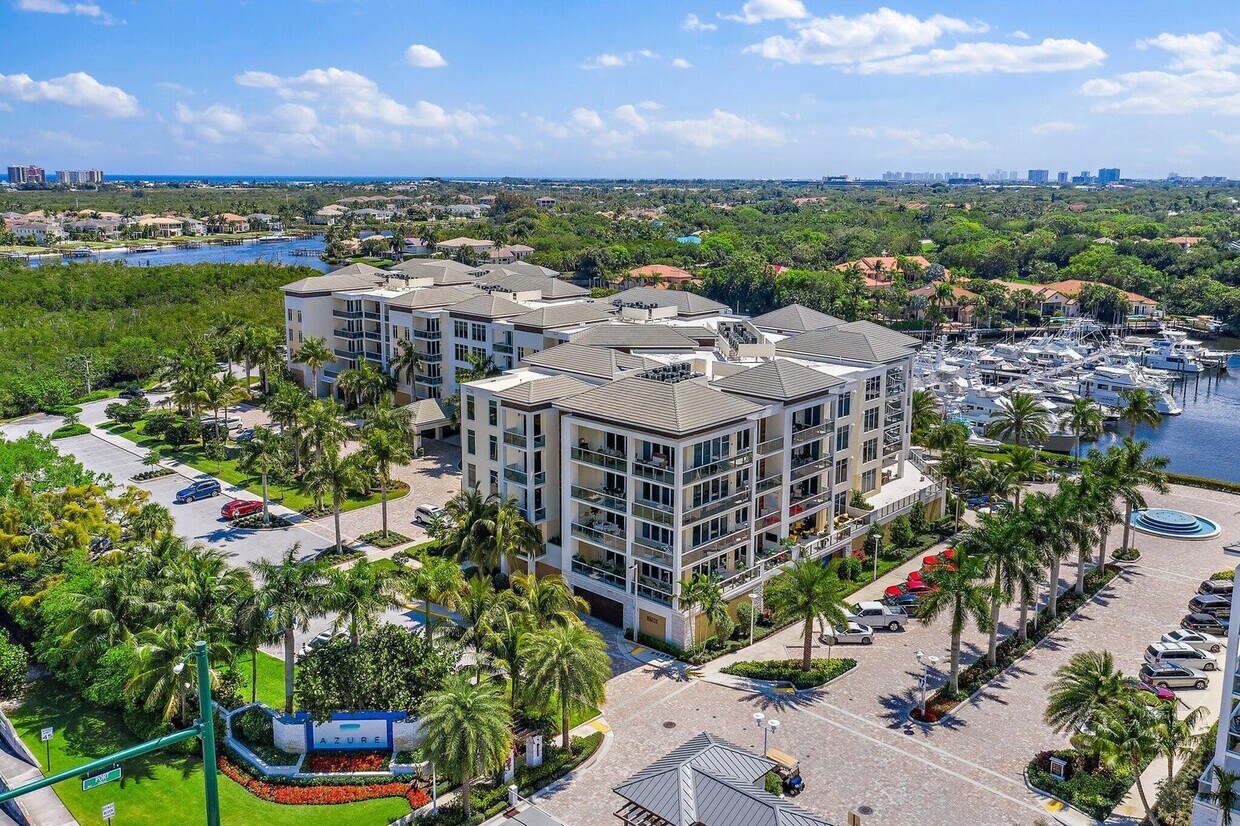 Primary Photo - 2700 Donald Ross Rd