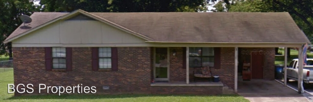 Primary Photo - 1009 Pennell Ln