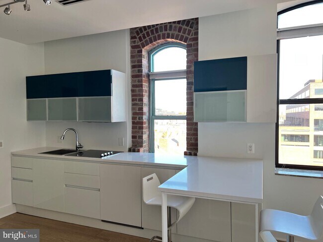 3299 K St NW Unit 701, Washington, DC 20007 - Room for Rent in ...
