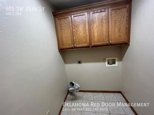 Foto del edificio - 901 SW 35th St