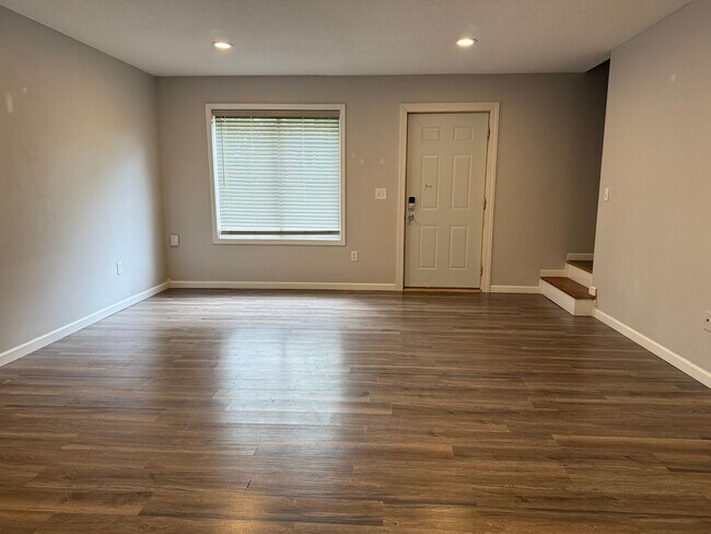 Foto del edificio - 11th Avenue NW Townhomes