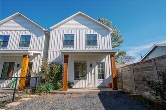 Building Photo - 4504 Gano St
