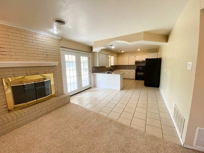 Foto del edificio - 4802 NW Smith Ave
