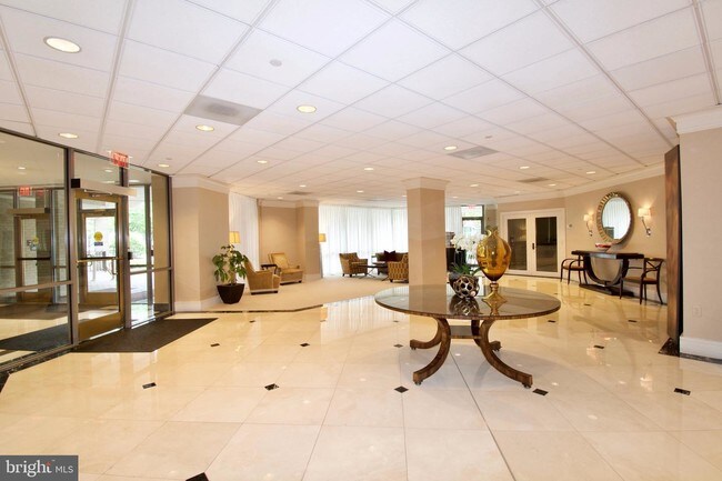 Foto del edificio - 901 North Monroe Street