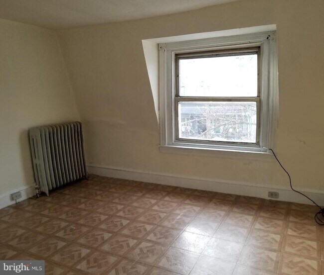 Foto del edificio - 349 N 2nd St