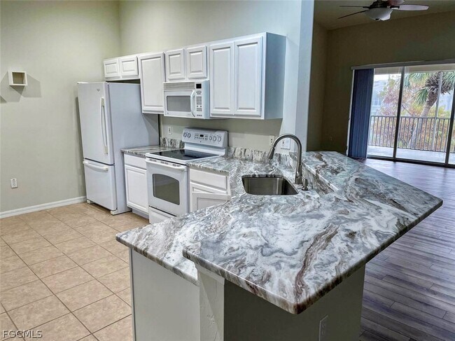 Foto del edificio - 2620 Somerville Loop