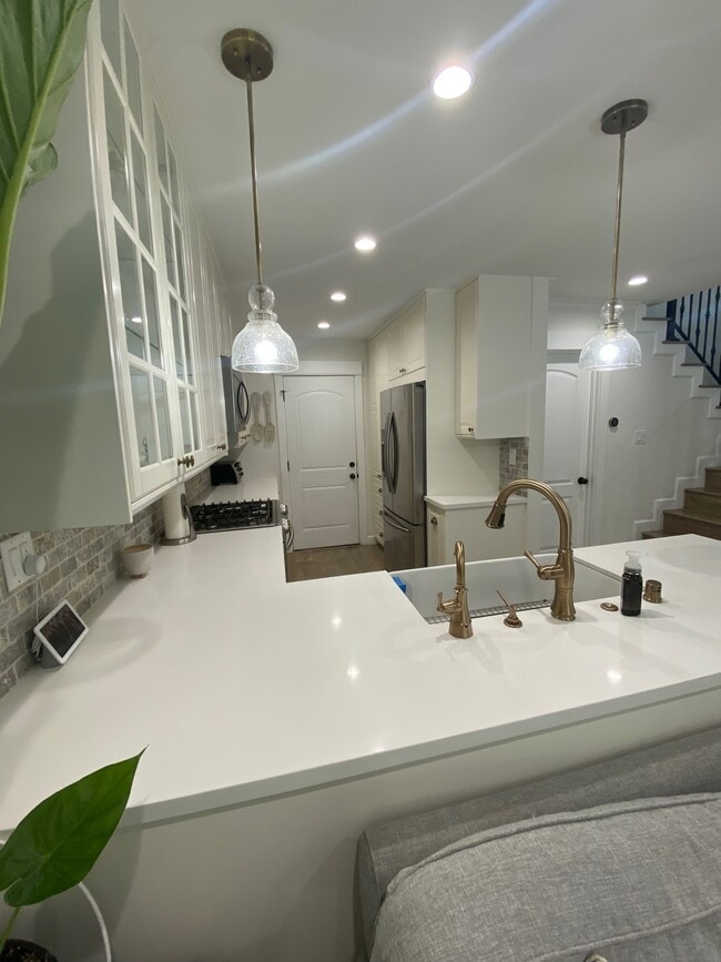 Kitchen with Samsung appliances - 8601 Sunland Blvd