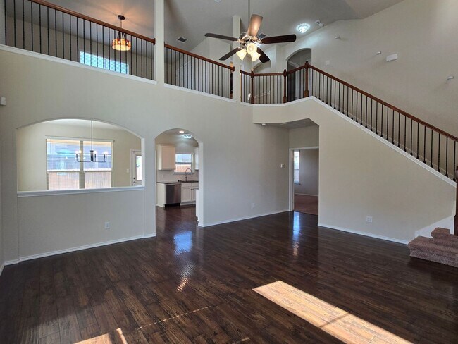 Foto del edificio - COMING SOON!