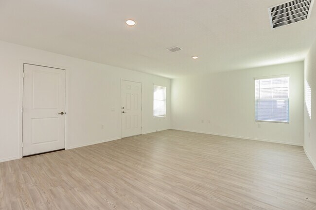 Building Photo - 4519 Emma Way, San Antonio, TX