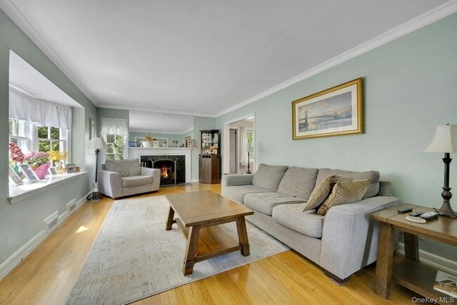 Photo - 29 Deerfield Ave House