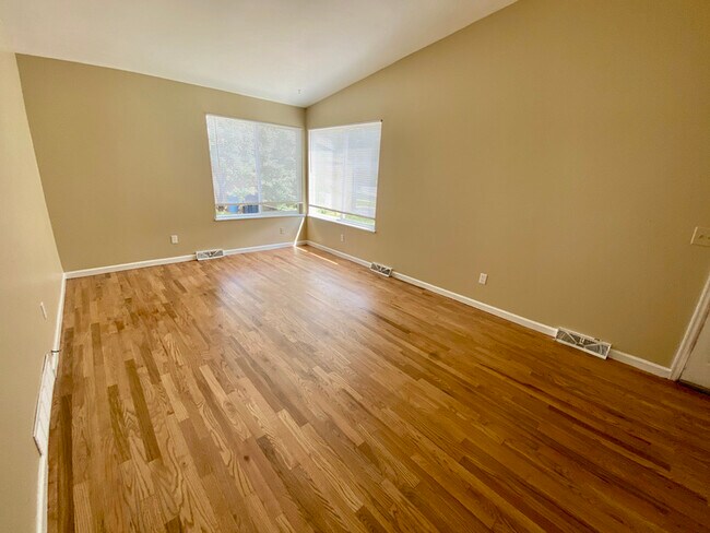Foto del edificio - 4417 S Eagle Cir