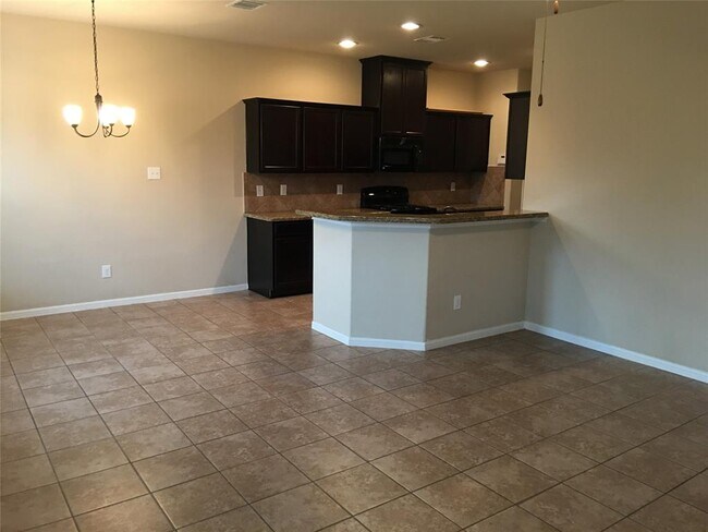 Foto del edificio - 6031 Shelbourne Park Ln
