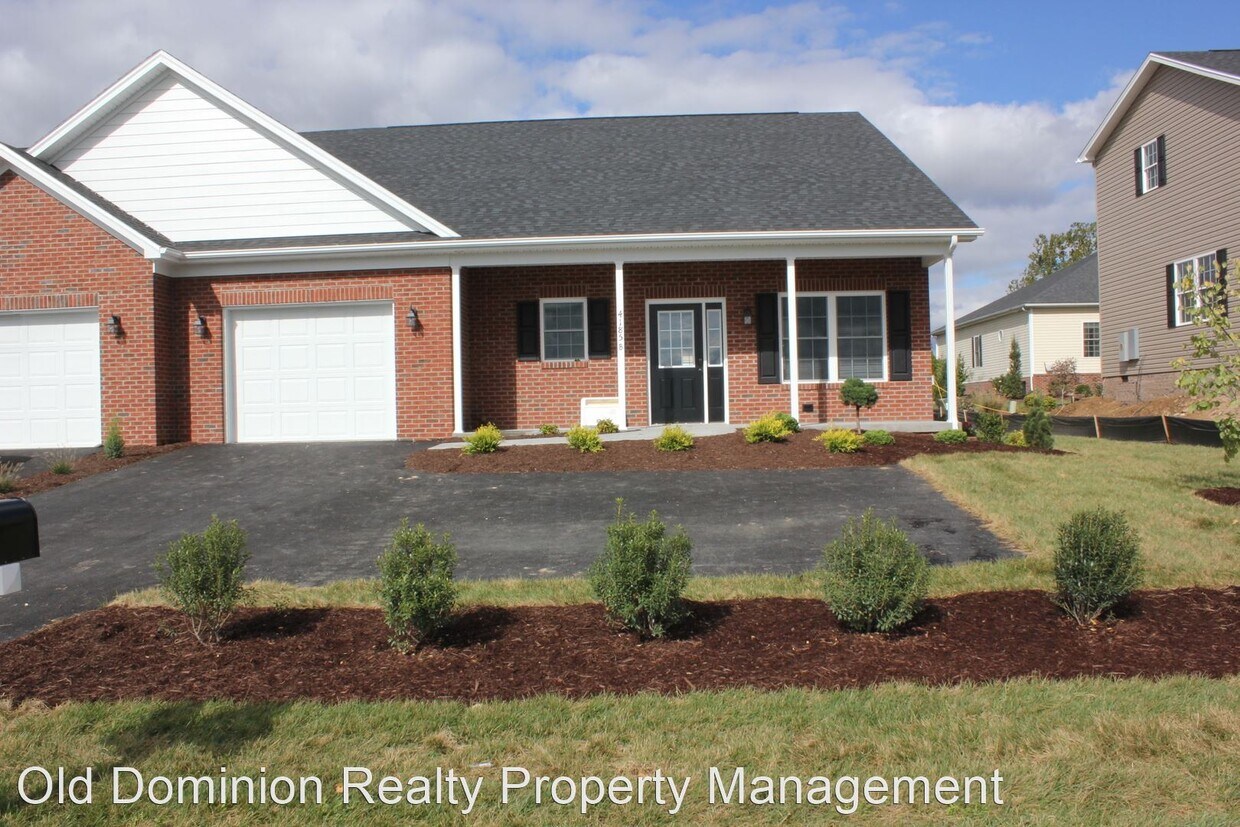 3 br, 2.5 bath House 4205B Dry River Road House Rental in