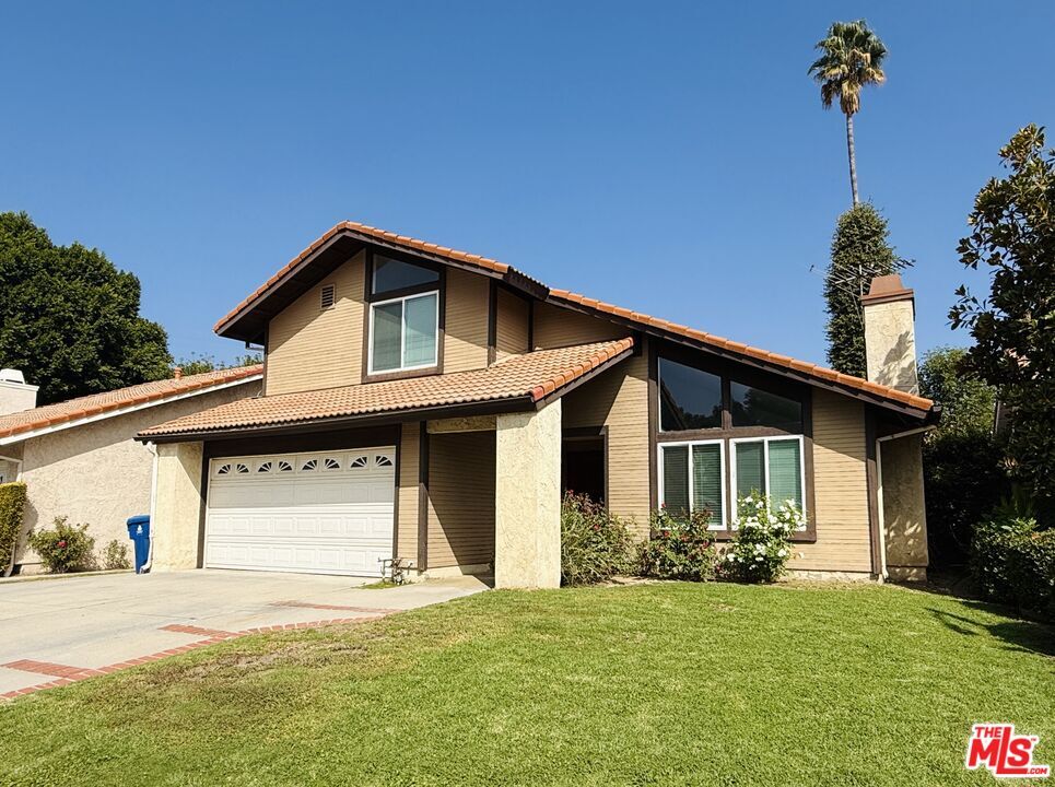 Foto principal - 18517 Kinzie St
