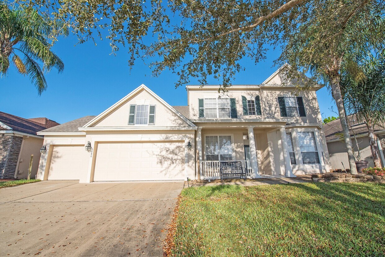 Primary Photo - Spacious 4/3.5 with Stunning Lake Views in...