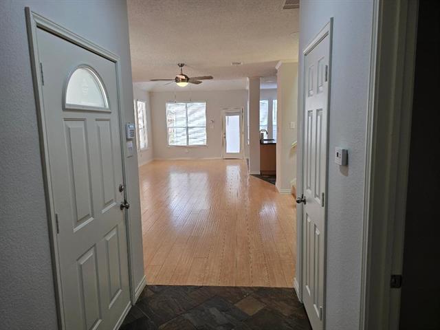 Building Photo - 6011 Longley Ct