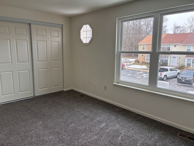 Foto del edificio - Beautifully Renovated 3BR Home in Belcamp, MD – Move-In Ready!