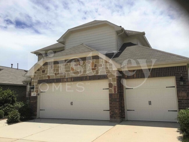 Building Photo - 139 Piney Pathway