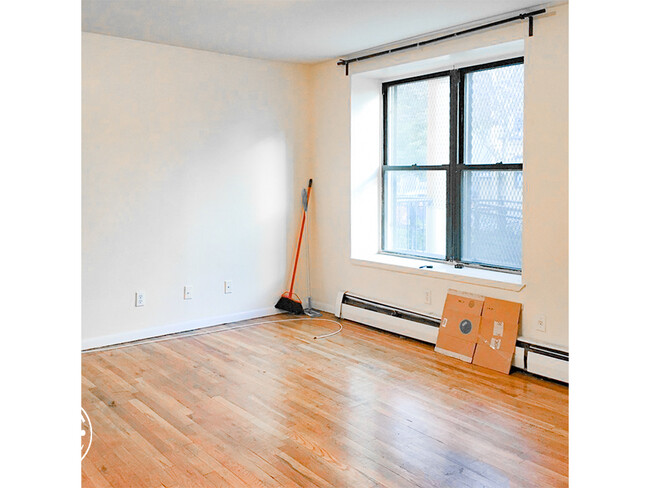 Building Photo - 2406 Newkirk Ave