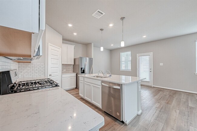 Building Photo - 17629 Rosette Grass Dr