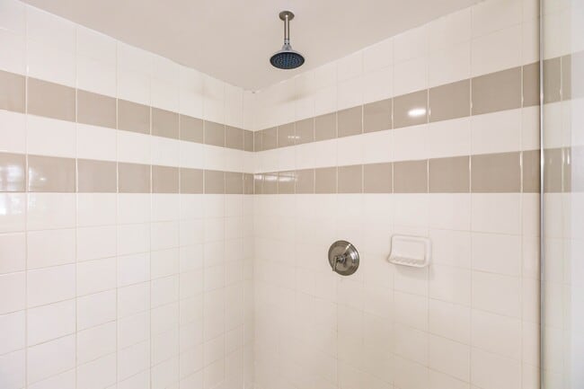 Interior Photo - Aviah Flagler Village