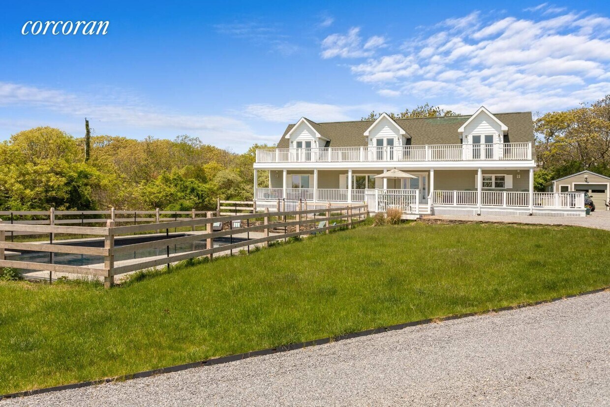 Foto principal - 241 Old Montauk Hwy
