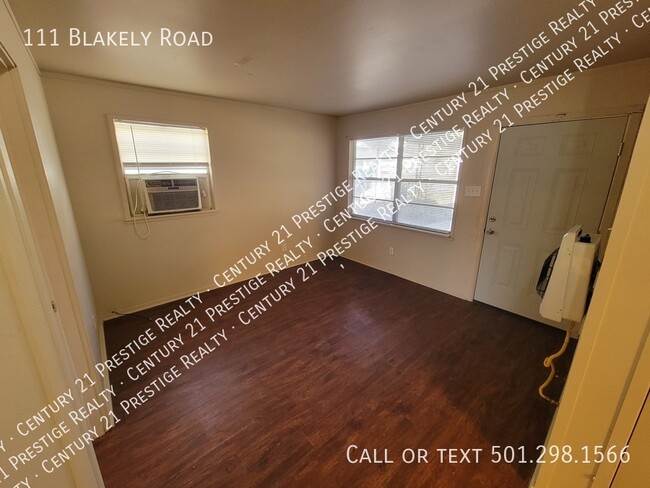 Building Photo - 111 Blakely Rd
