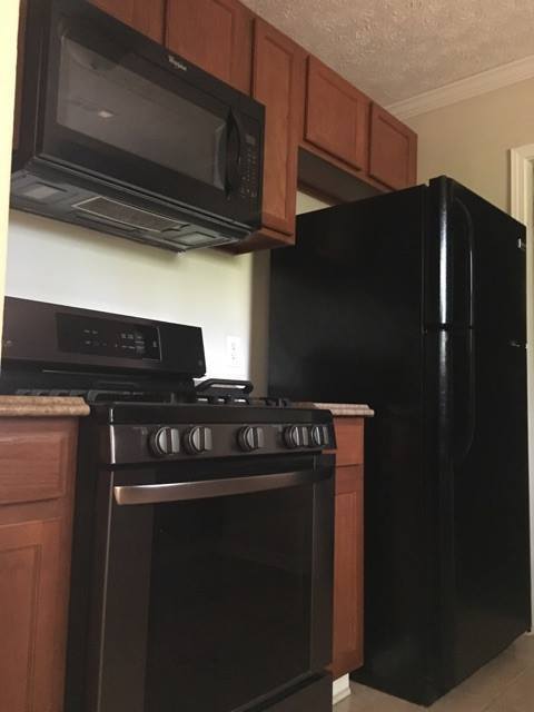Foto del edificio - Beautiful 4BR/2BA home nestled in a quiet Ellenwood GA