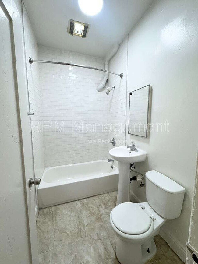 Foto del edificio - 1117 S Norton Ave