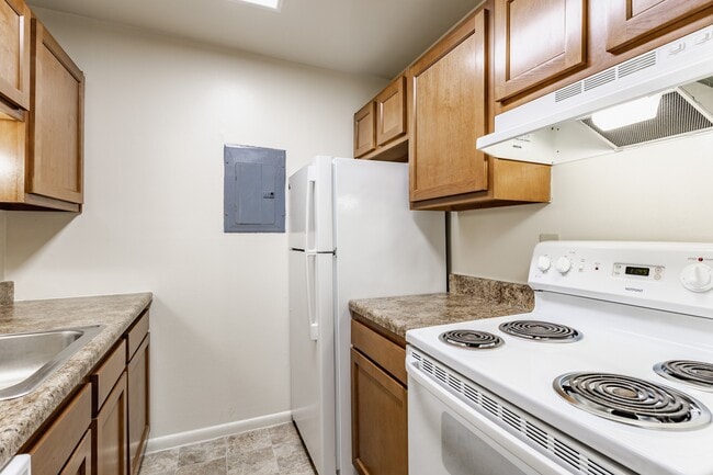 Building Photo - Bavarian Village Apartments