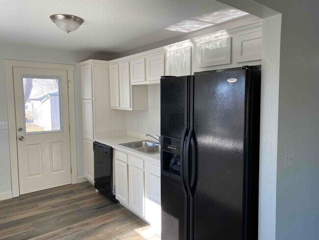 Foto del edificio - 5239 S 2700 W