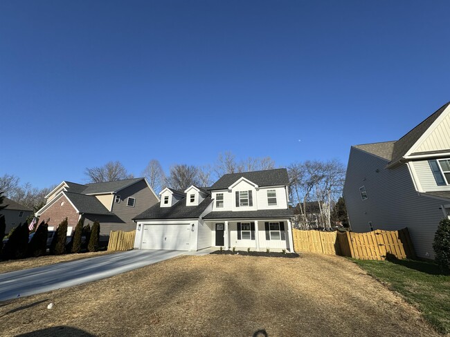 Building Photo - 2128 Middlebridge Ct