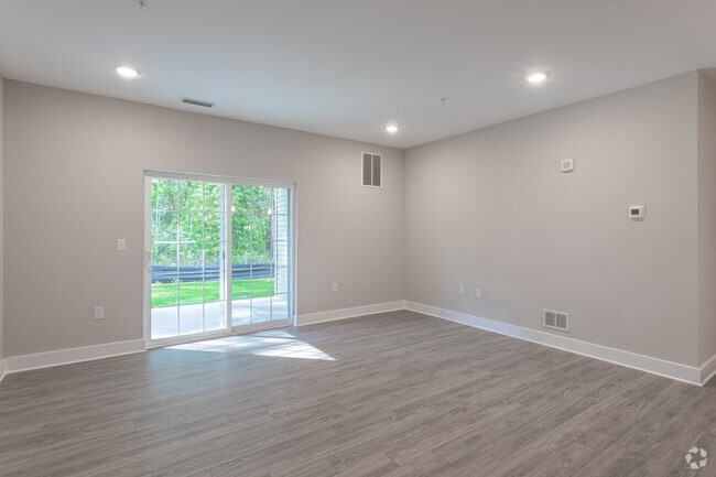 3HAB, 2BA - 1456SF - Sala de estar - Windward on The River