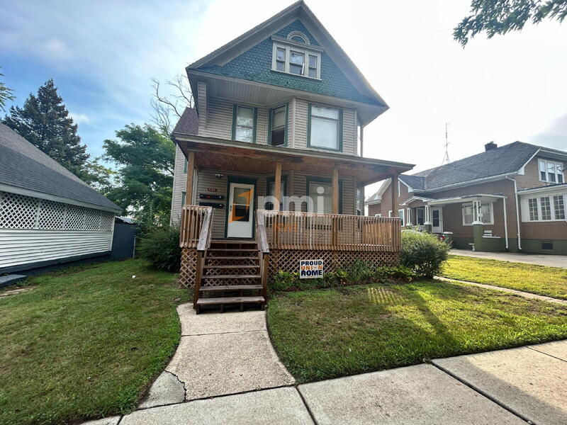 Foto principal - 1122 Spring St