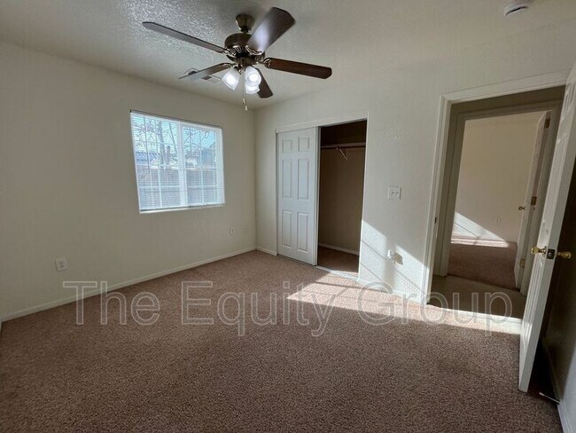 Foto del edificio - 94 N Fourth