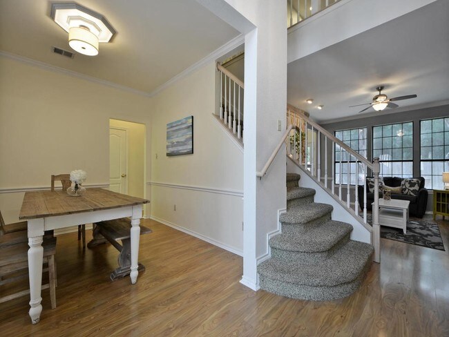 Building Photo - 3908 Sawmill Dr