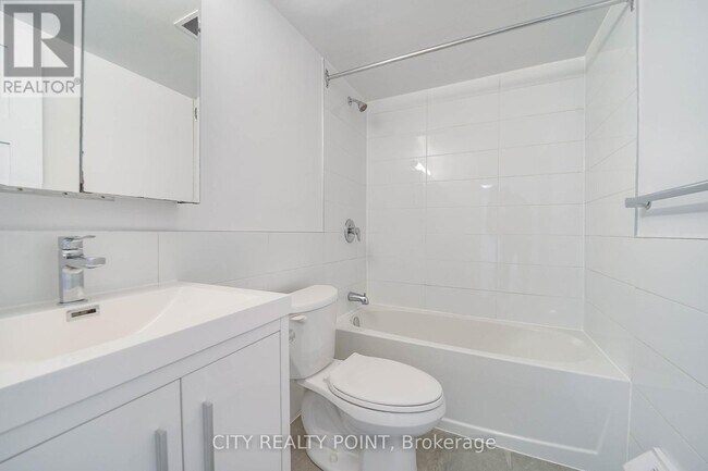Photo du bâtiment - 1500 Bathurst St
