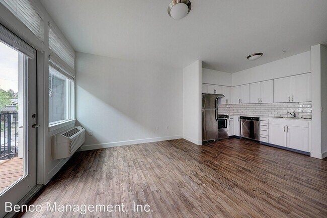 Foto del edificio - 7676 N Lombard St