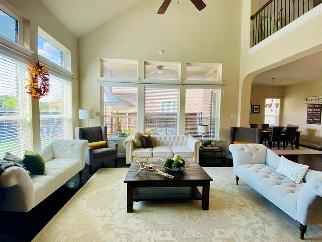 Foto del edificio - 5904 Mickelson Way