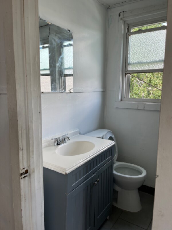 Building Photo - 2118 S 33rd St