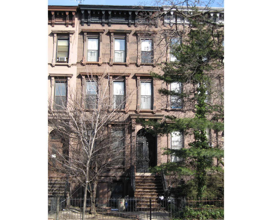 Foto principal - 239 Washington Ave