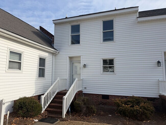 Foto del edificio - 2506 St Christopher Cir SW