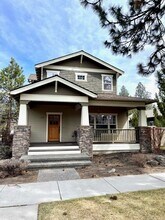 Building Photo - 1690 N W Lepage Pl